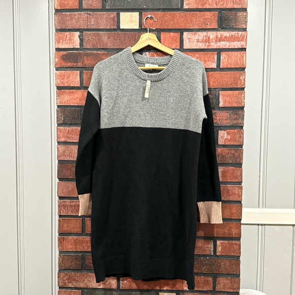 Madewell Colorblock Sweater Dress - Picture 4 of 15